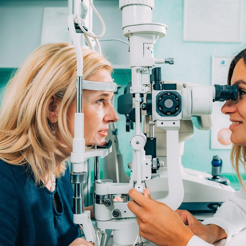 sobre-vision-clinic-oftalmologia